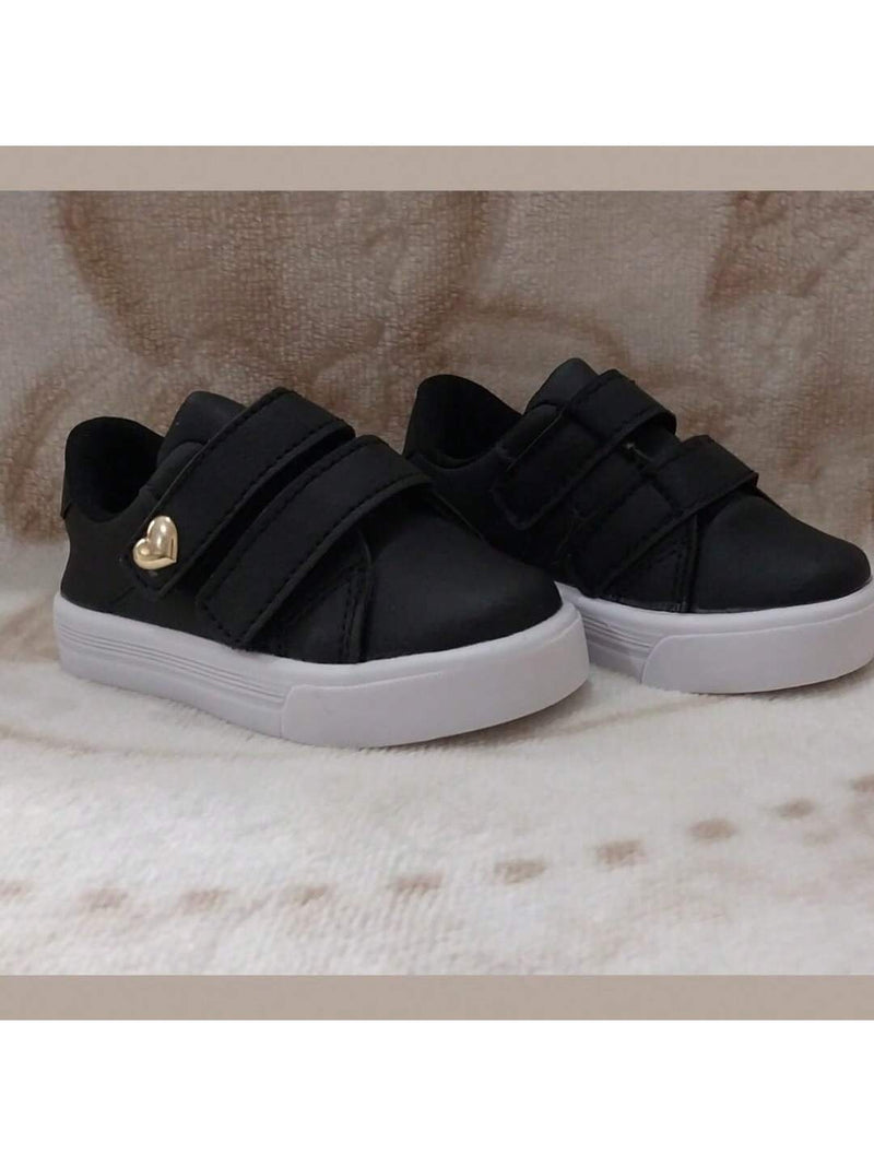 Tênis para bebê rosê ou preto com coração dourado menina infantil