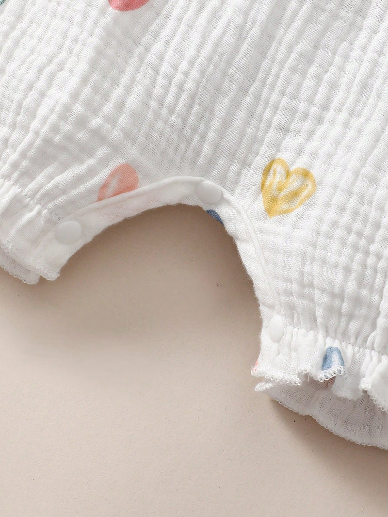 Conjunto de 2 peças para bebê menina, composto por Macaquinho Regata Reverso com Babados e Laço em Formato de Coração + Chapéu, Confortável e Versátil, Primavera/Verão