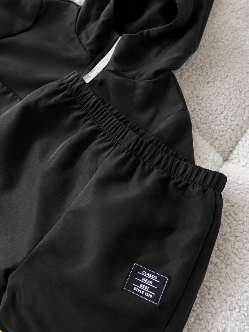 2 Peças Conjunto de Roupa de Outono Verde para Bebê Menino - Moletom com Capuz com Costura Decorativa e Calça com Cintura Elástica, Conjunto Esportivo Casual Combinável Adequado para Uso Externo e Doméstico