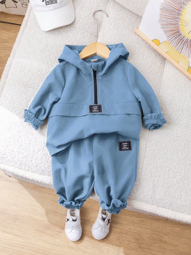 2 Peças Conjunto de Roupa de Outono Verde para Bebê Menino - Moletom com Capuz com Costura Decorativa e Calça com Cintura Elástica, Conjunto Esportivo Casual Combinável Adequado para Uso Externo e Doméstico