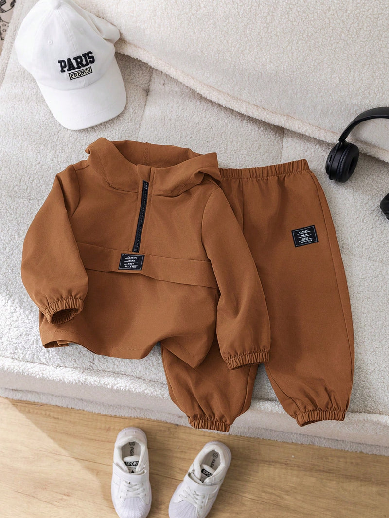 2 Peças Conjunto de Roupa de Outono Verde para Bebê Menino - Moletom com Capuz com Costura Decorativa e Calça com Cintura Elástica, Conjunto Esportivo Casual Combinável Adequado para Uso Externo e Doméstico