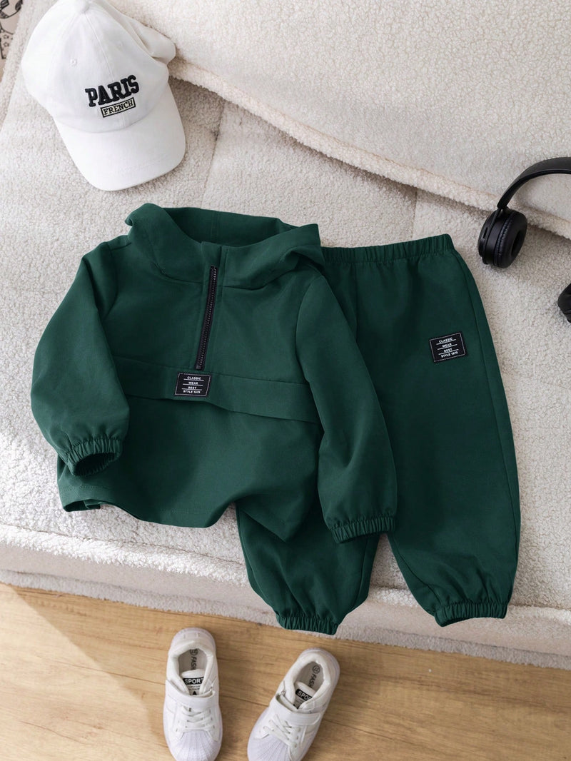 2 Peças Conjunto de Roupa de Outono Verde para Bebê Menino - Moletom com Capuz com Costura Decorativa e Calça com Cintura Elástica, Conjunto Esportivo Casual Combinável Adequado para Uso Externo e Doméstico