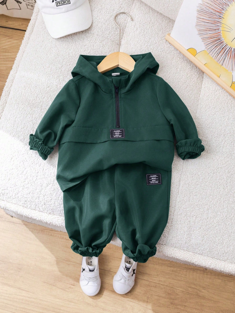 2 Peças Conjunto de Roupa de Outono Verde para Bebê Menino - Moletom com Capuz com Costura Decorativa e Calça com Cintura Elástica, Conjunto Esportivo Casual Combinável Adequado para Uso Externo e Doméstico