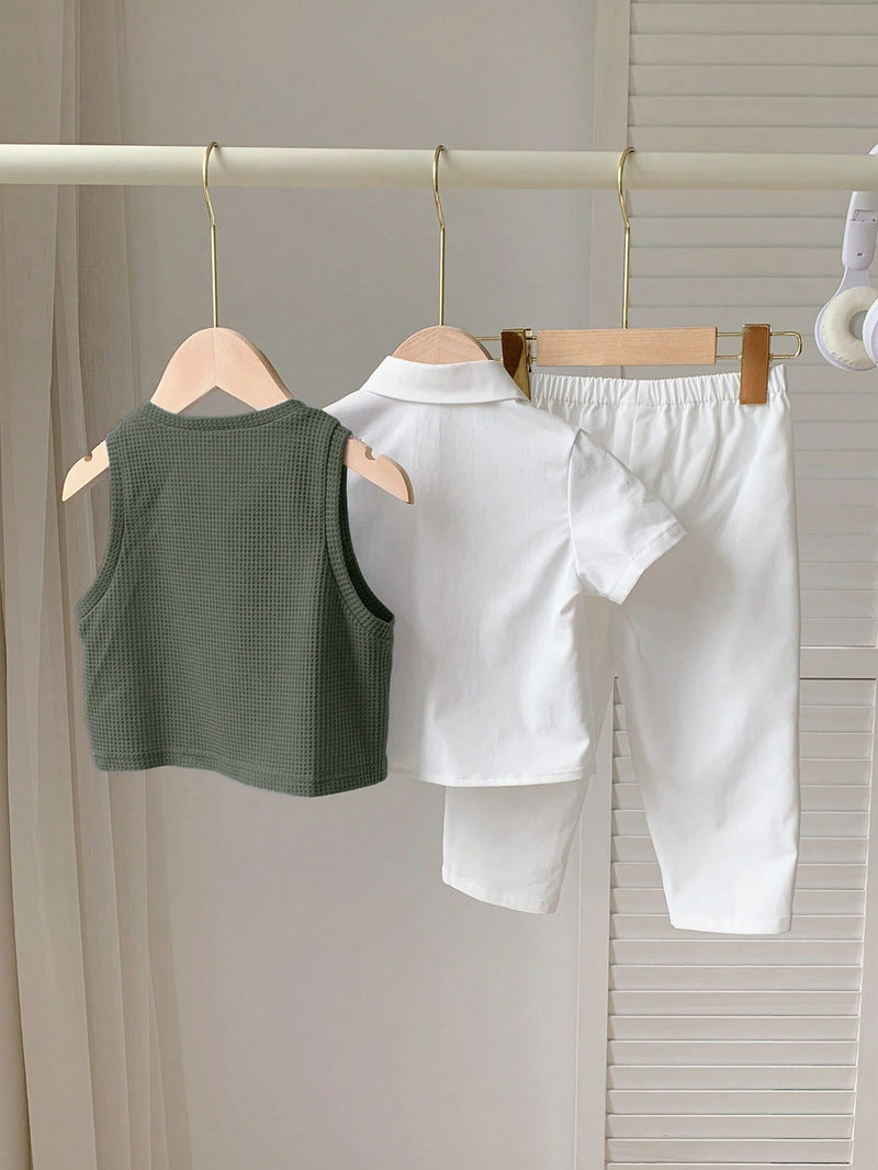 3 peças/Conjunto Menino Bebê Azul e Branco Top Polo de Manga Curta para Verão/Outono, Colete Sólido e Calça, Estilo Cavalheiro Britânico, Macio e Versátil para Festa de Aniversário, Batizado, 1º Aniversário, Eventos, Casamentos