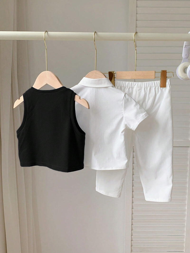 3 peças/Conjunto Menino Bebê Azul e Branco Top Polo de Manga Curta para Verão/Outono, Colete Sólido e Calça, Estilo Cavalheiro Britânico, Macio e Versátil para Festa de Aniversário, Batizado, 1º Aniversário, Eventos, Casamentos