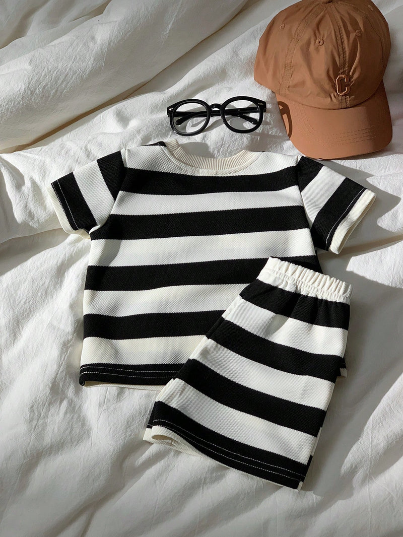 2 peças/Conjunto Camiseta de Manga Curta e Shorts Listrados com Estampa de Urso para Menino/Menina Casual, Confortável e Adequado para Uso Diário, Esportes, Exterior, Escola, Festa, Férias, Sessão de Fotos, Primavera/Verão