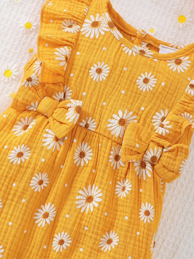 Conjunto de 2 peças para bebê menina, composto por Macaquinho Regata Reverso com Babados e Laço em Formato de Coração + Chapéu, Confortável e Versátil, Primavera/Verão