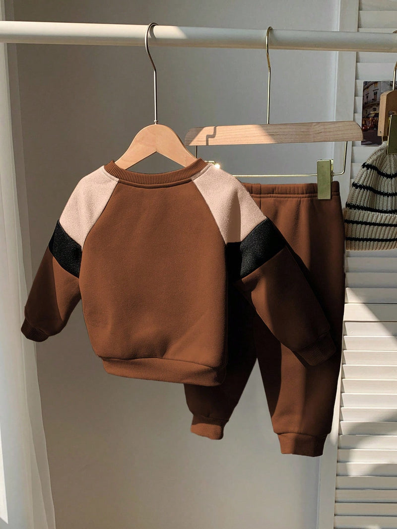 2 Peças Conjunto de Moletom Gola Careca com Recorte de Cor Marrom Casual Diário Combinável e Calça para Bebê Menino/Menina, Adequado para usar Dentro e Fora de Casa no Outono/Inverno