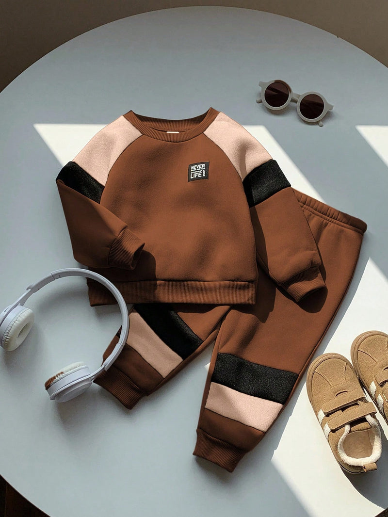 2 Peças Conjunto de Moletom Gola Careca com Recorte de Cor Marrom Casual Diário Combinável e Calça para Bebê Menino/Menina, Adequado para usar Dentro e Fora de Casa no Outono/Inverno